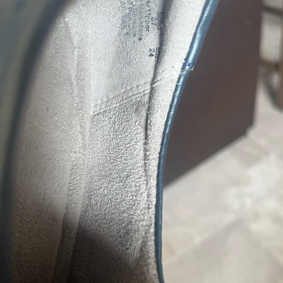 Naturalizer shoes - Picture 2 of 3